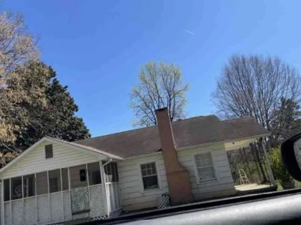 1631 McManus Ln, Lancaster, SC 29720