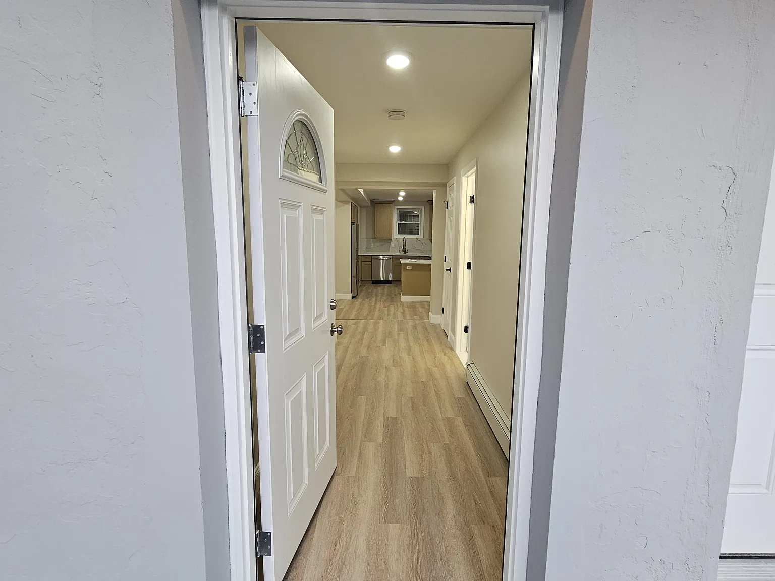 3 bed, 1500 sqft, $3,400 — Photo 1