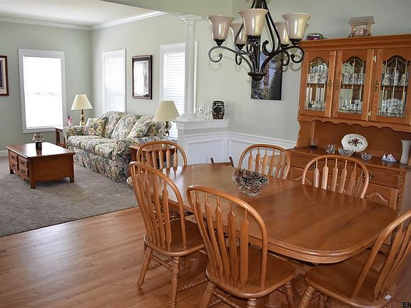 2nd image of 665 Acland Blvd
