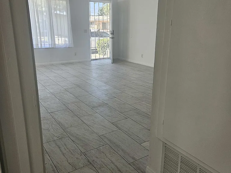2120 E Avenue Q6 — Photo 6