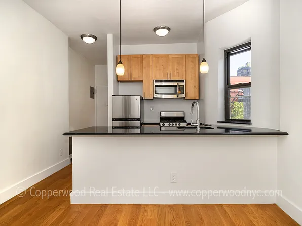 234 East 83rd Street image 1 of 7