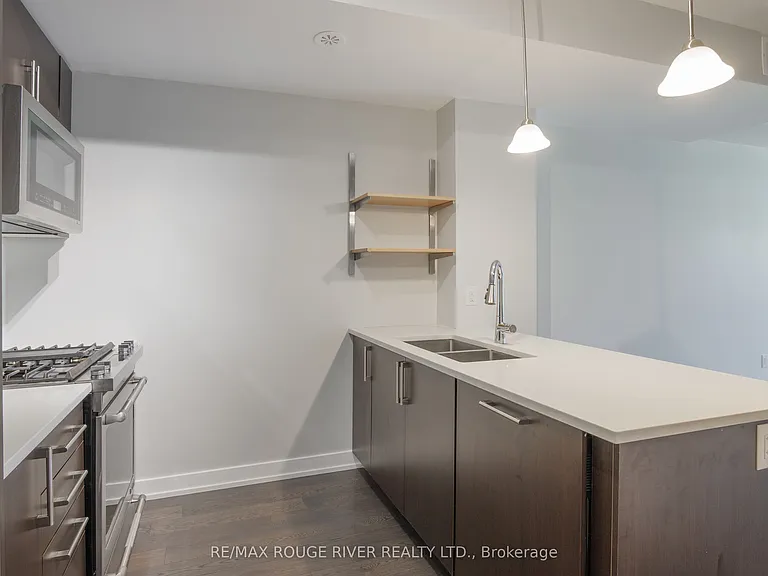 26 Ernest Ave #4 — Photo 7