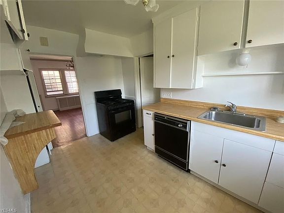 4th image of 3705 Palmerston Rd #2