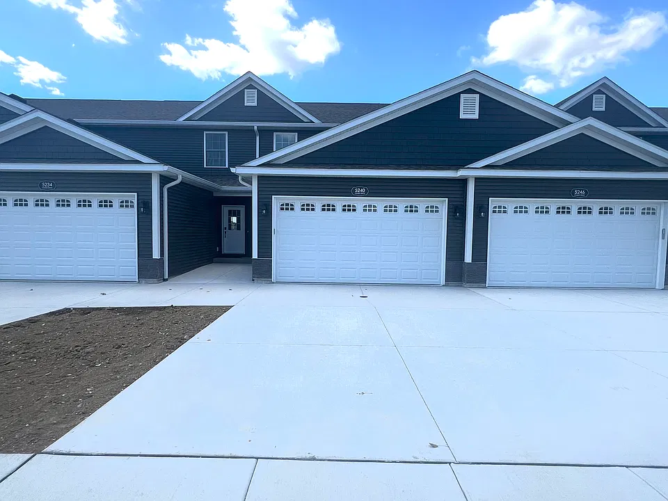 5240 Pandit Dr