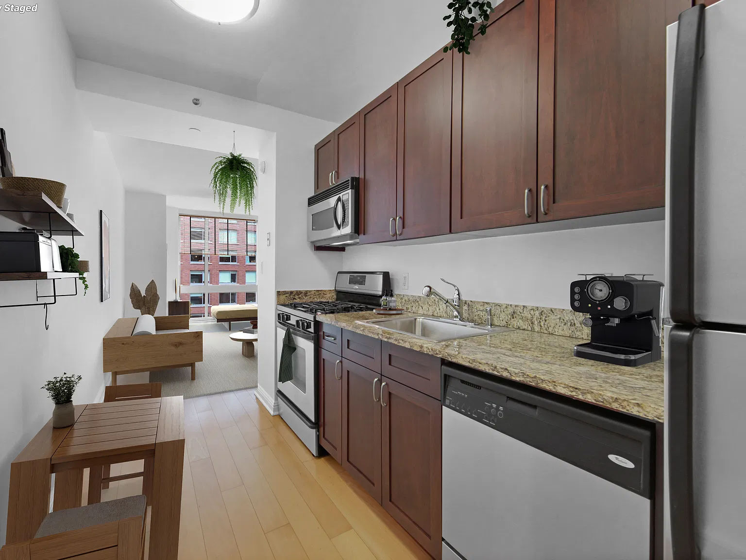 211 North End Avenue — Photo 2