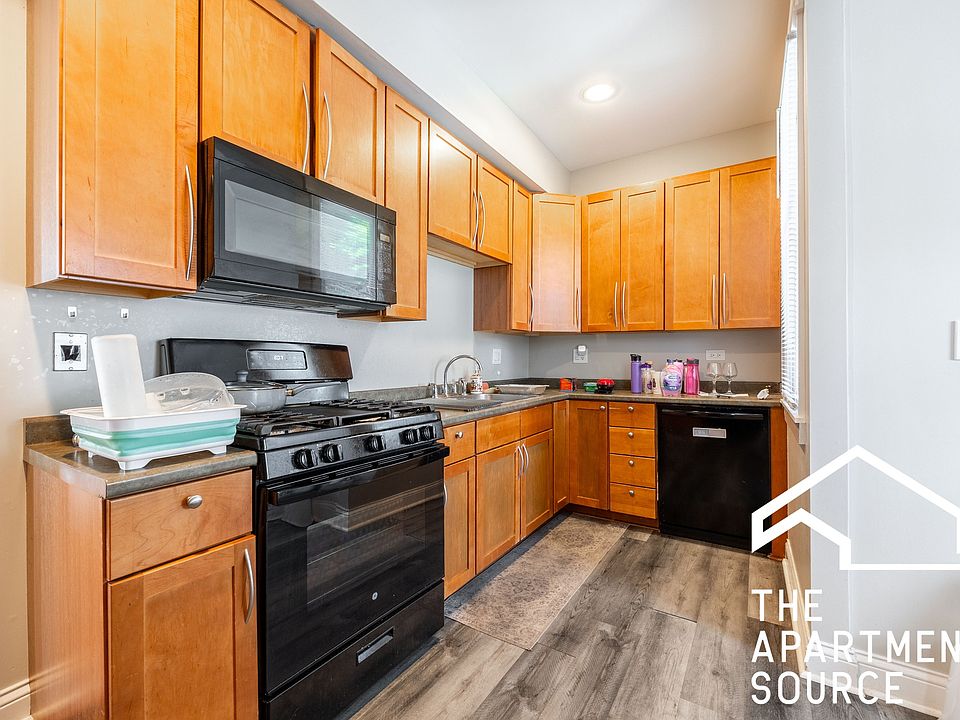 1st image of 4319 N Lawndale Ave #2E