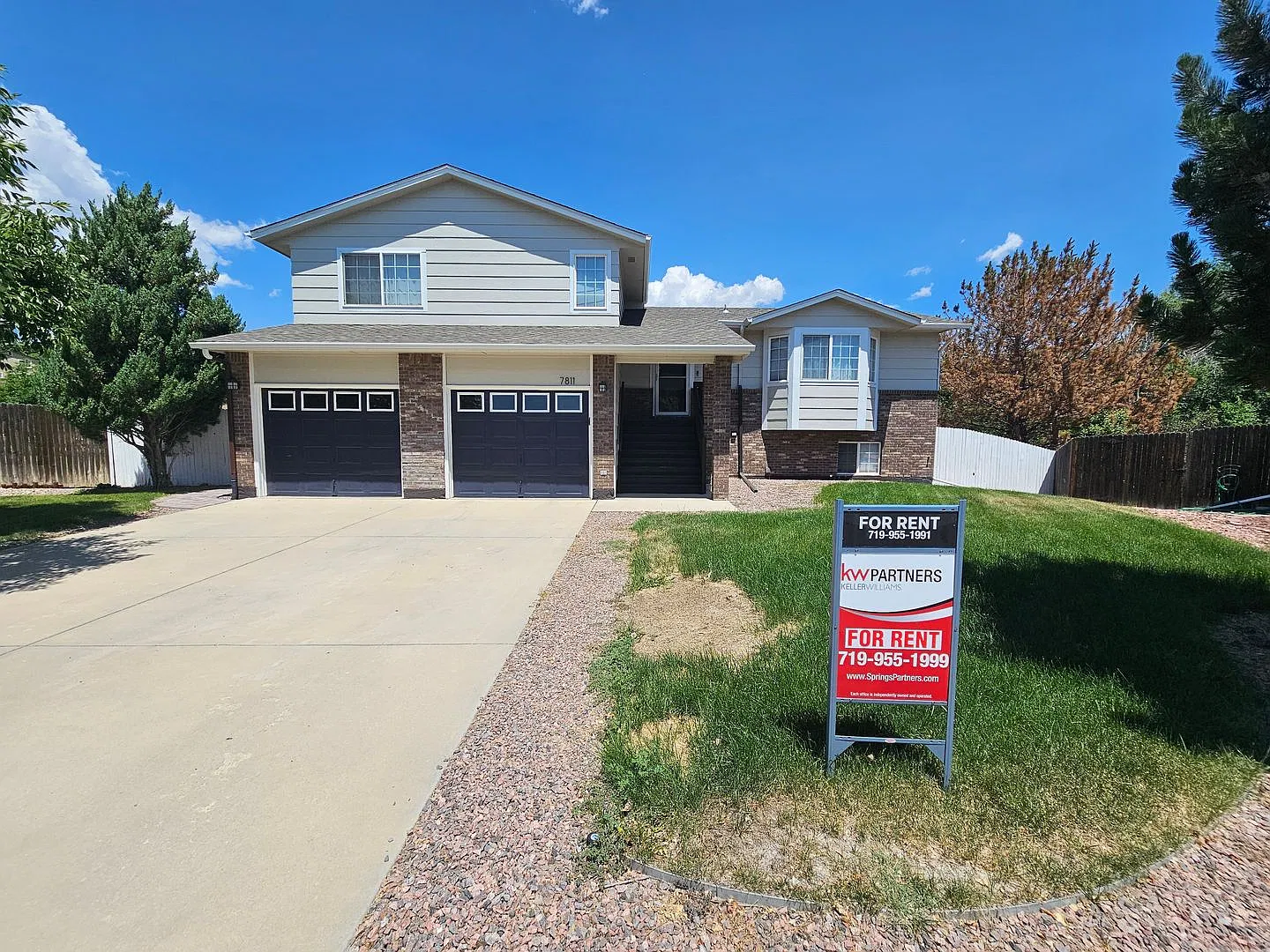 5 Bed 4 Bath Home in the Glen at Wide Field! — Photo 1