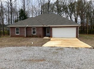 6 Autumn Rdg, Blue Springs, MS 38828