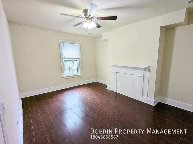 704 W Clay St — Photo 5