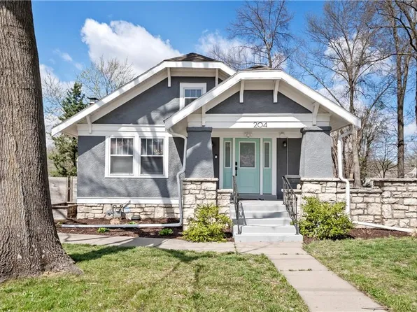 204 E 75th St, Kansas City, MO 64114