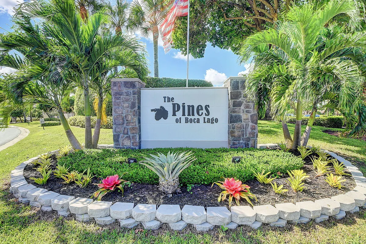 Building Photo - 9299 Vista Del Lago #16D