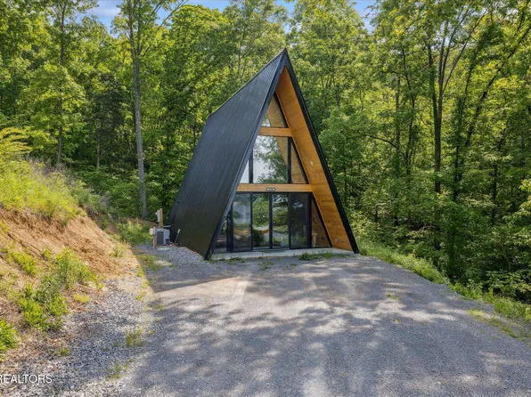 1094 Us Highway 25 #E, Newport, TN 37821