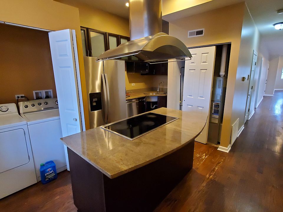 1st image of 3136 W North Ave #3