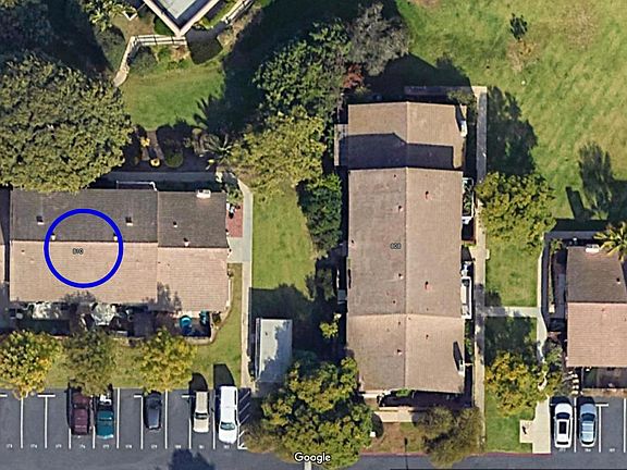 3rd image of 810 Regal Rd #I5