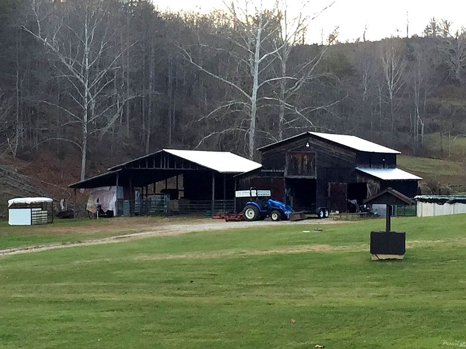 Dog Fork Farm Barn (2)