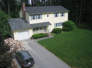 18 Maplewood Dr, Townsend, MA 01469