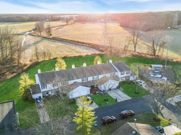 71 Staghorn Dr, Matawan, NJ 07747