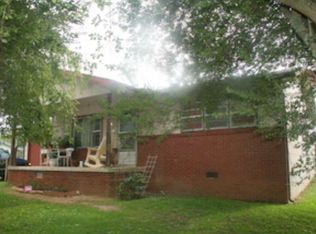 59 Stecoah Ave, Andrews, NC 28901