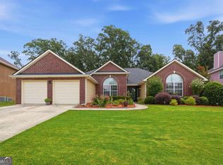 5511 Mudlark Cir, Powder Springs, GA 30127