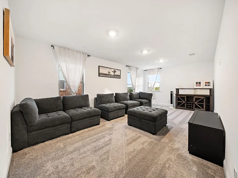 4379 Lost Creek Dr — Photo 15