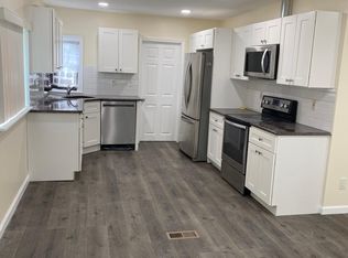 14019 Barcalow St, Philadelphia, PA 19116