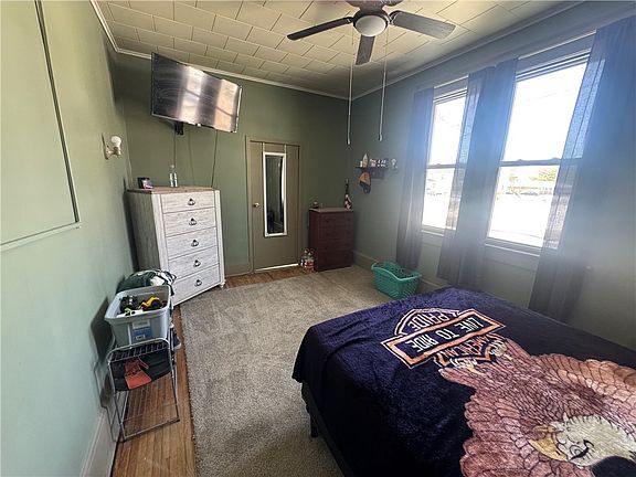 4th image of 101 W Woodyard Ave