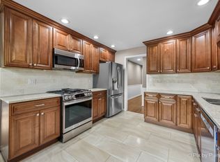 4525 Saratoga Ave, Downers Grove, IL 60515