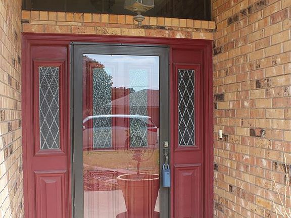 4th image of 4610 Saint Andrews Dr