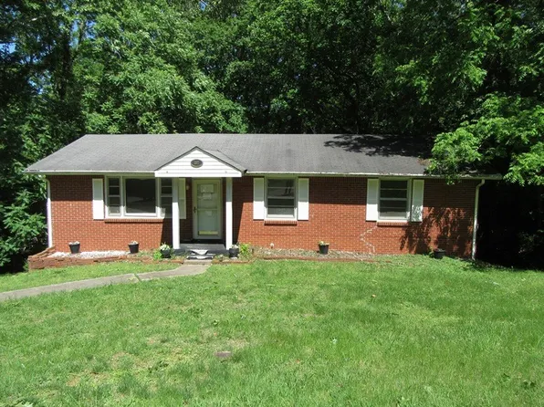 107 Jay Cir, Clarksville, TN 37040