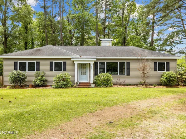601 Bank Street, Washington, NC 27889