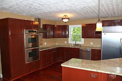 4th image of 2035 Chickasaw Dr