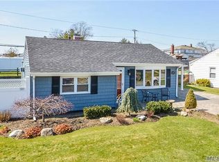 4174 Harriet Rd, Bethpage, NY 11714