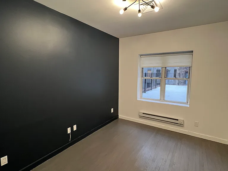 44 W 56th St #4 — Photo 4