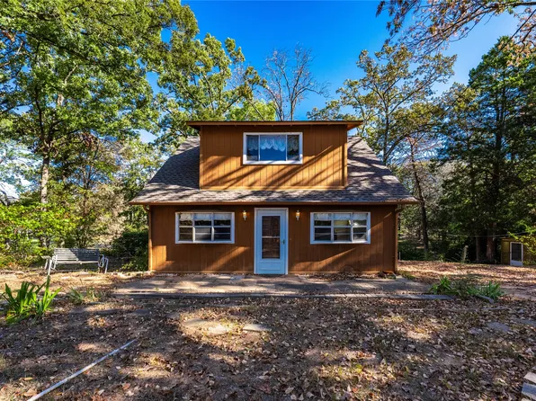 114 Lowe Dr, Mabank, TX 75156