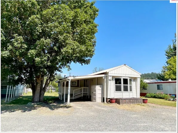 6342 Main St Trailer B3, Bonners Ferry, ID 83805