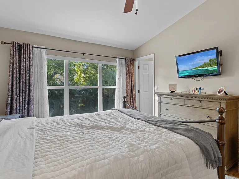 8470 Village Edge Cir #2 — Photo 22