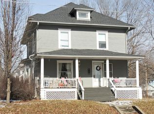 549 W 1st St, Maryville, MO 64468