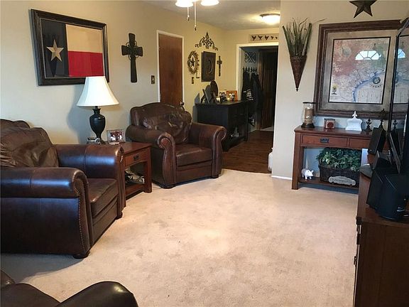 3rd image of 108 S Kirkwell Cir