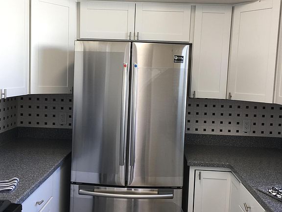 4th image of 4676 Cherokee Ave APT A