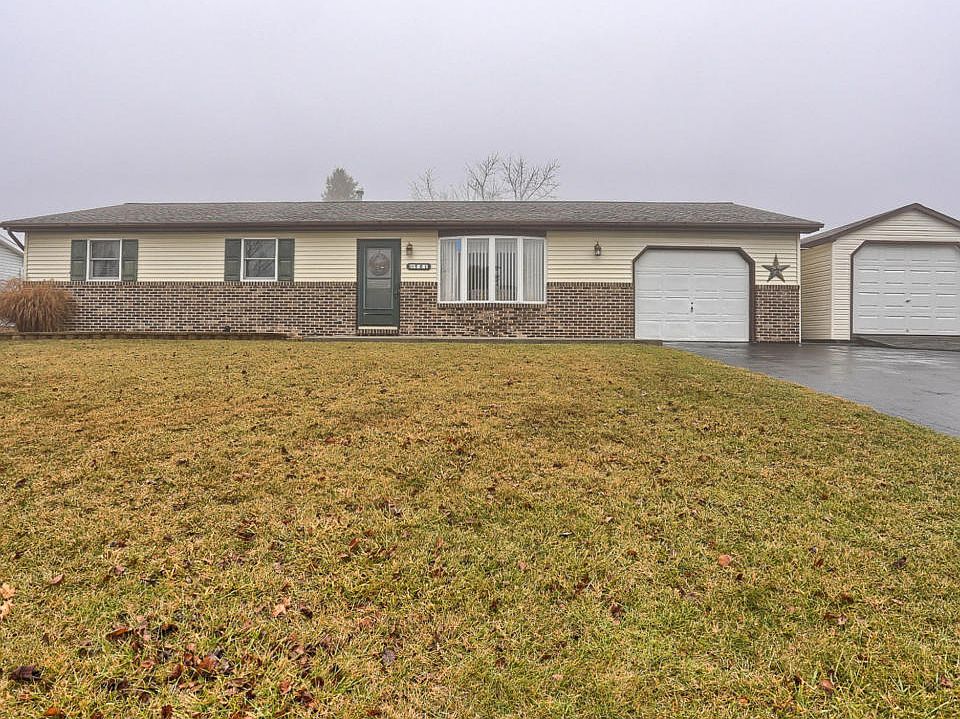 1st image of 901 Poplar Ln #L-0901
