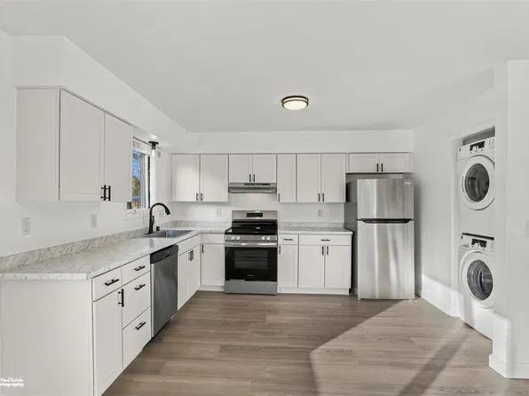 1700 Russian Jack Dr Unit A, Anchorage, AK 99508