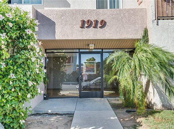 3rd image of 1919 E Beverly Way Unit 212