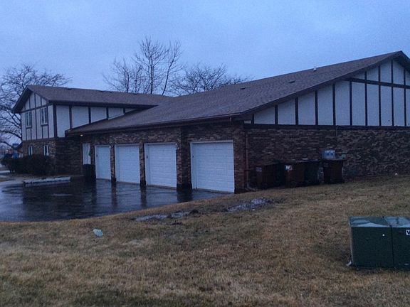 2nd image of 212 W Manor Dr Unit A