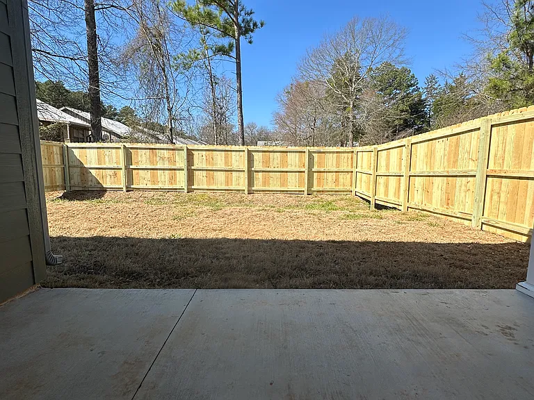1607 Everwood Ct — Photo 22