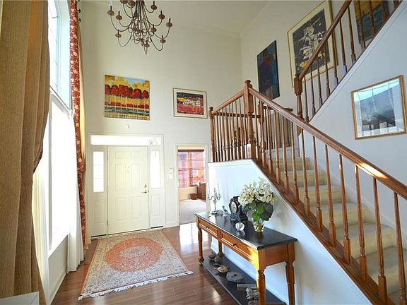 5th image of 1838 Alexander Dr