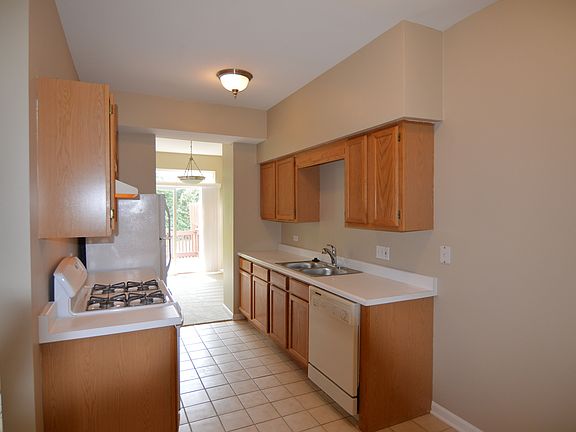 2nd image of 8307 Sierra Woods Ln