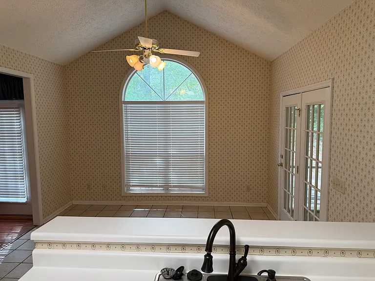 Kitchen and dining area