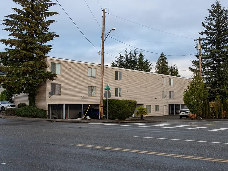 9925 Everett (Wildwood) — Photo 9
