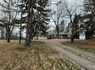 2649 Sprague Rd, Seven Hills, OH 44131