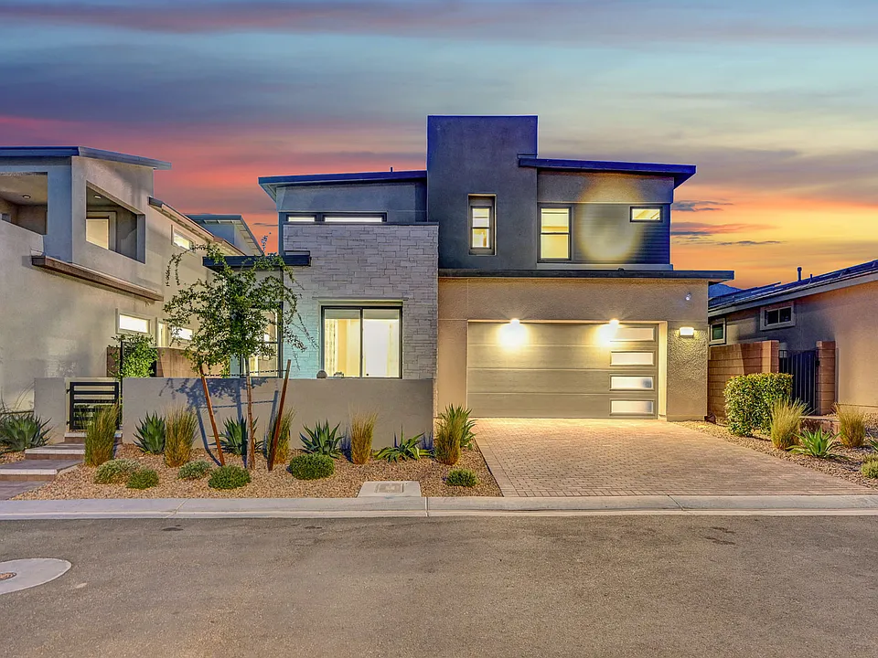 377 Crown Mesa Ave